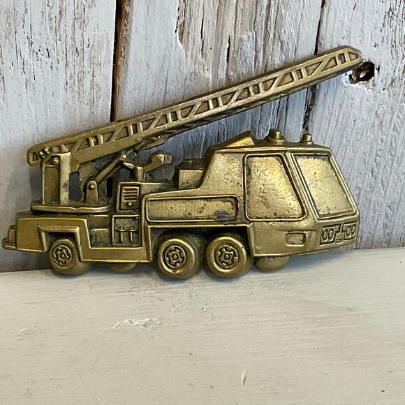 Vintage Brass Ladder Fire Truck Belt Buckle Fireman BROKEN READ - Picture 1 of 7